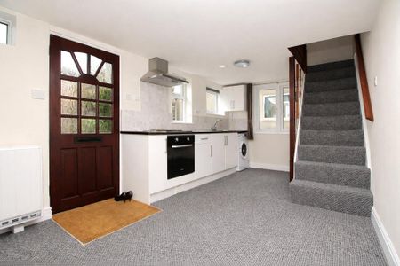 1 bedroom detached house to rent - Photo 3