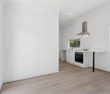 43 Barnsley Street, Queens Park WA 6107 - Photo 1