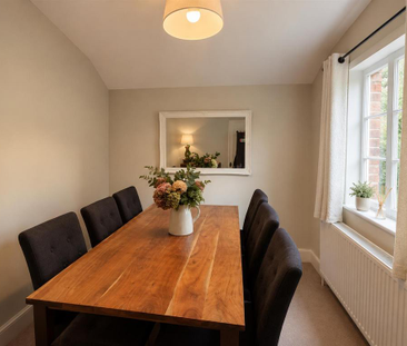 2 bedroom cottage to rent - Photo 3