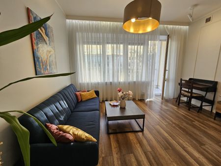 Warszawa, Krucza - Photo 2