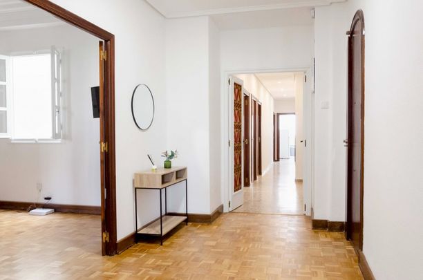 Cozy single room in Ruzafa - Photo 1