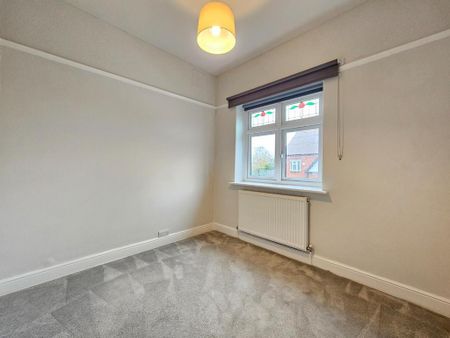4 bedroom semi-detached house to rent - Photo 2