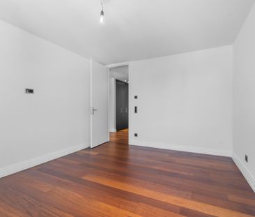 Design trifft Wohnkomfort - stilvolle Wohnung mit hochwertigem Ausbau - Photo 3