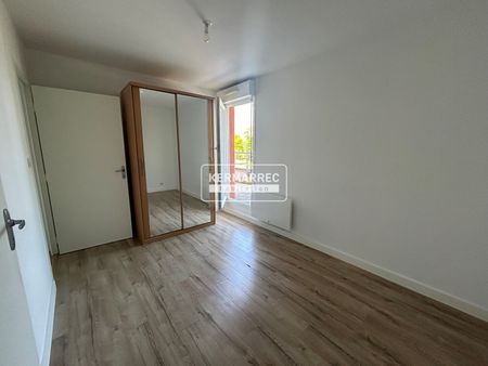 Location Appartement 2 pièces 43m² - Photo 3