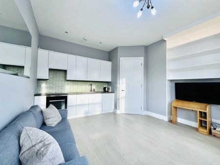 Dartmouth Road, Willesden, London, NW2 - Photo 2