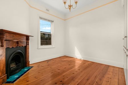 Thinking of selling? Contact our agent - Photo 3