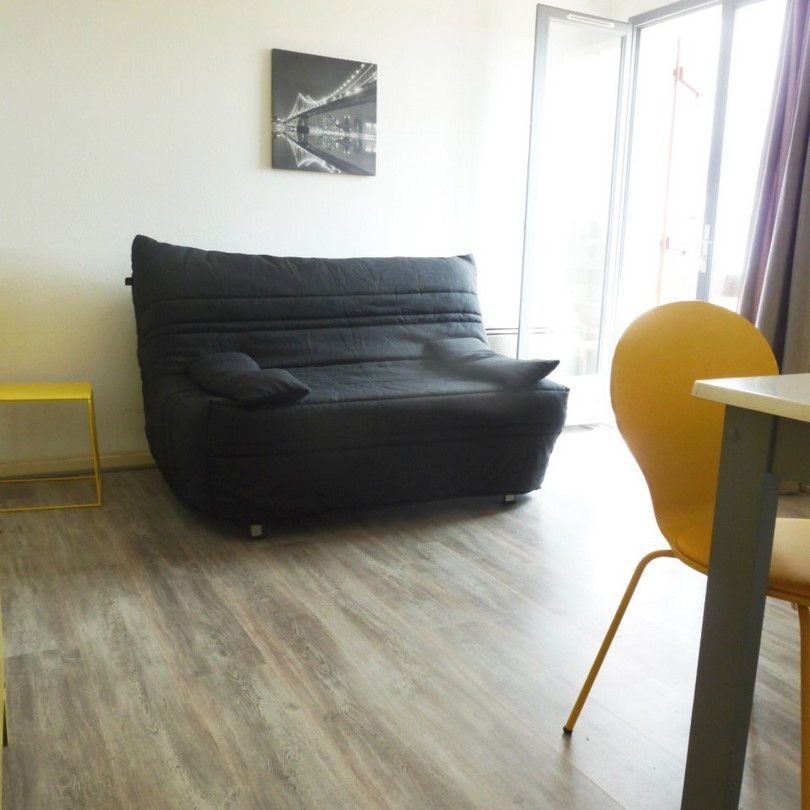 Studio meublé 18m² Hauts de Nîmes 375€ H.C - Photo 1