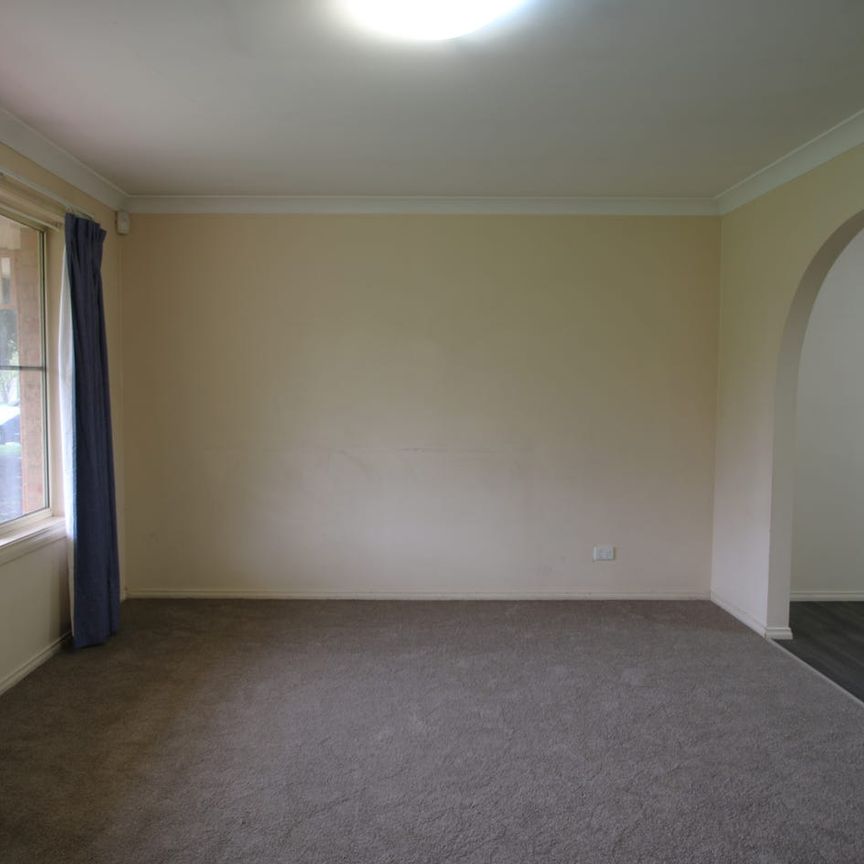 Comfortable Family Home - Photo 1