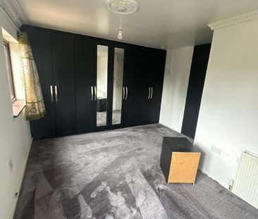 Elmgrove Crescent, Harrow, HA1 - Photo 4