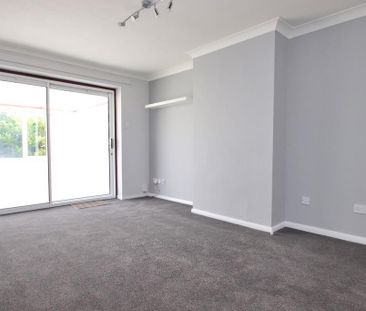 2 bedroom bungalow to rent - Photo 1