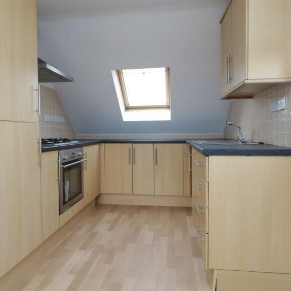 2 bedroom apartment to rent - Photo 2