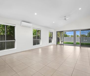 Modern Family Living in a Peaceful Yandina Cul-de-Sac - Photo 1