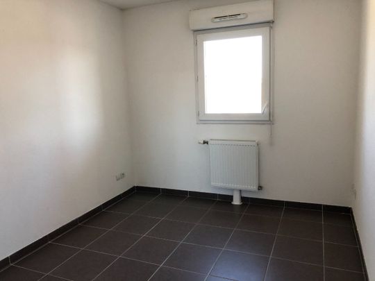 A LOUER SORGUES Appartement 2 pièce(s) 40.5 m² - Photo 1