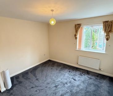 Manor Way - Photo 2