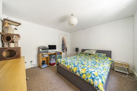 Camden Road, London, N7 - Photo 3