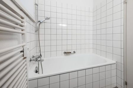 2.5 Zimmer, 71 m², 3. Stock - Photo 3