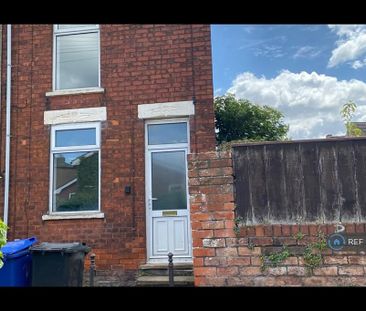 3 bedroom semi-detached house to rent - Photo 6