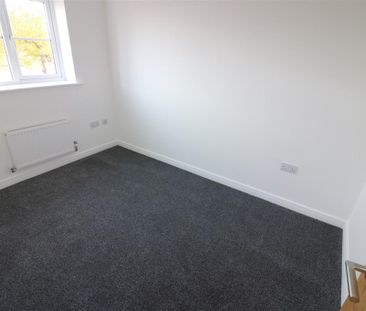 3 bedroom terraced house to rent - Photo 6