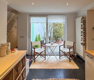 Uitzonderlijke woning te huur in Ukkel voor € 2.100 met 2 slaapkamers - Foto 5