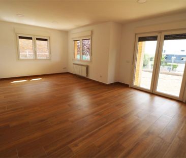 Piso de alquiler en Calle Calle Francisco de Quevedo, 9, Colmenarejo - Photo 5