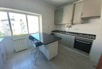 3+1 bedroom flat with balconies in Esgueira!