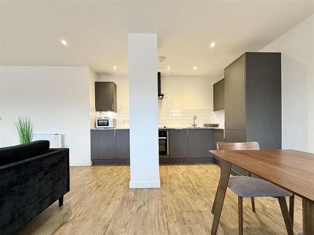 Lincoln House, Bolton - Photo 4