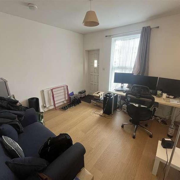 Ordnance Road, Southampton, SO15 - Photo 1