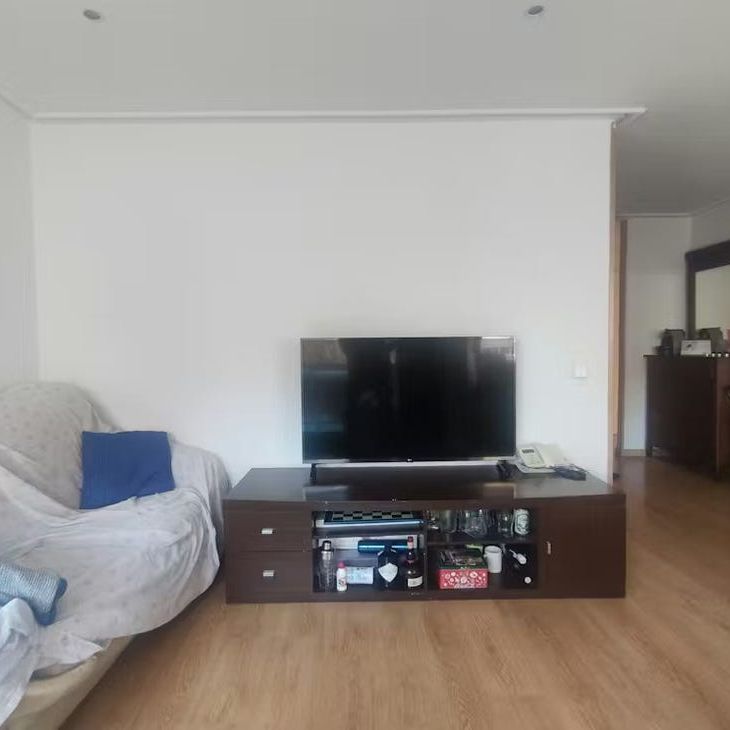 Calle de Londres, Madrid, Community of Madrid 28028 - Photo 1