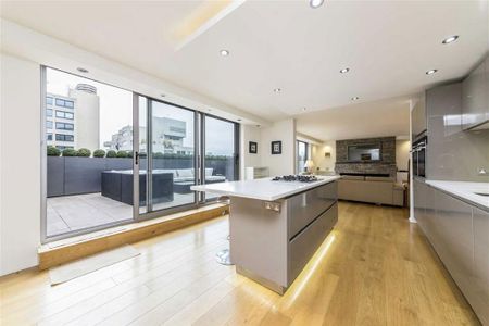 3 bedroom flat to rent - Photo 5