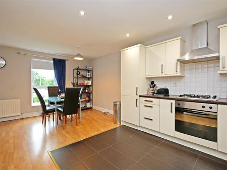 2G The Demesne, Carryduff, - Photo 5