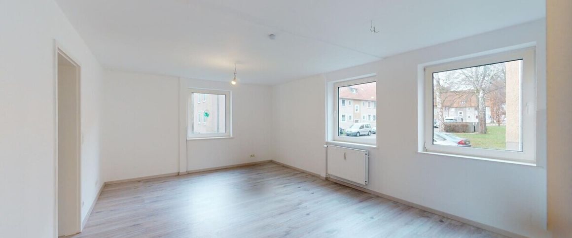 Modernisierte 2. Zi.- Erdgeschosswohnung in Salzgitter-Bad mit Fernwärmeheizung! - Photo 1