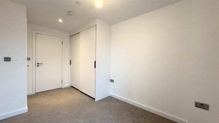 The Railings, Middlewood Locks - Photo 4