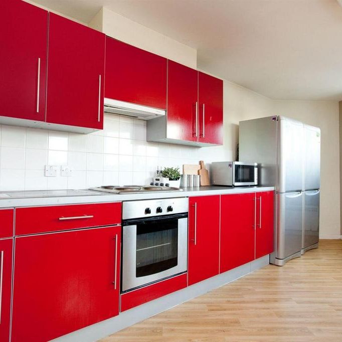 1 bedroom in a flat share to rent - Photo 1