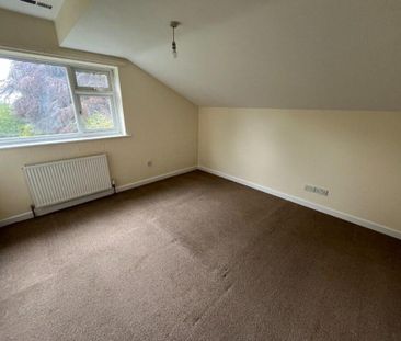 5 bedroom detached house to rent - Photo 4