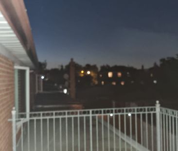 For Lease - 841 Runnymede Road Unit# 2nd Flr, Toronto, Ontario - Photo 4