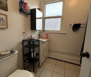 347 Elgin Street - B - Photo 6