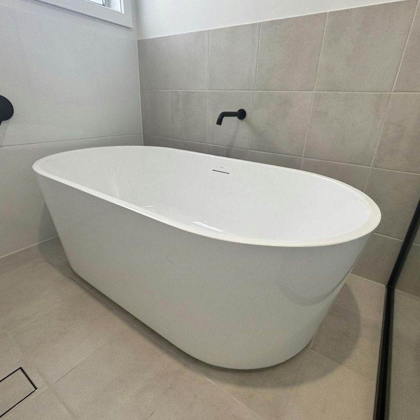 BRAND NEW FOUR BEDROOM FAMILY HOME - Photo 1