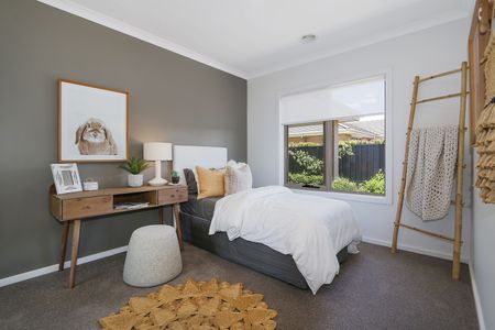 Elegant Thurgoona Home Offering Space, Light and Convenience - Photo 4