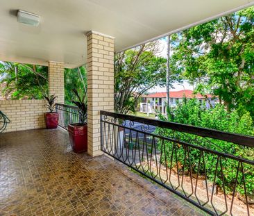 21 Yaldara Street, Carseldine, Qld 4034 - Photo 3