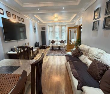 4 bedroom terraced house to rent - Photo 4