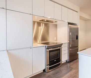 For Lease - 219 Huguenot Road, Oakville, Ontario - Photo 3