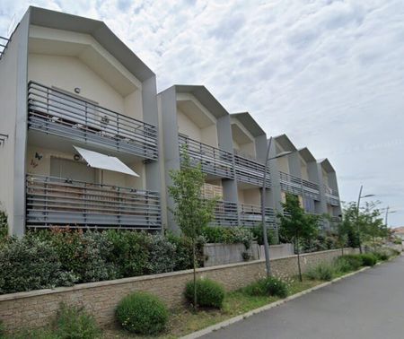 Location Appartement 3 pièces 58m² ST ANDRE DE CUBZAC 33240 - Photo 3