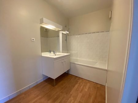 Location Appartement 2 pièces 54m² BOIS GUILLAUME 76230 - Photo 5