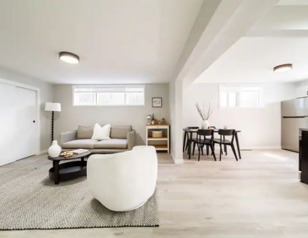 Cozy unfurnished 2 bdrm suite | 10327 79 Street Northwest, Edmonton - Photo 1