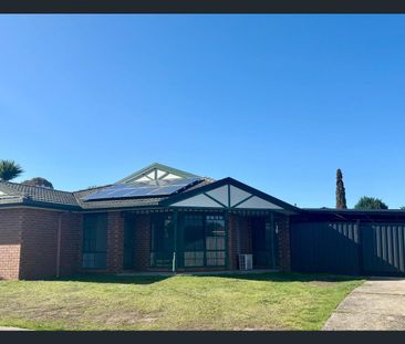 FOUR BEDROOM FAMILY HOME WITH SOLAR - Photo 3