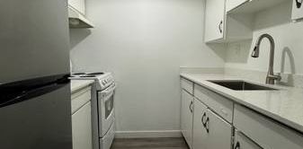 2 Beds 1 Bath - Apartment - Photo 2