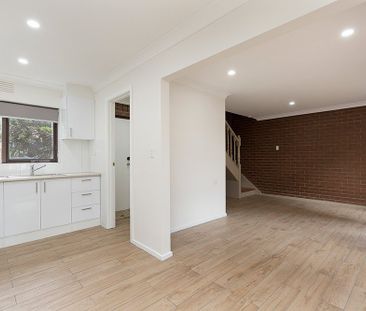 Prime Bell Street Townhouse – Walk to Pentridge Precinct & Merri Cr... - Photo 1
