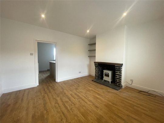 2 bedroom terraced house to rent - Photo 1