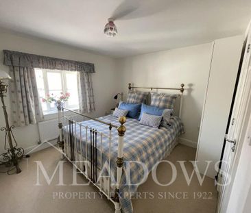 3 bedroom semi-detached house to rent - Photo 5