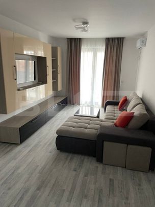 Apartament cu 3 camere, 100 mp, zona cartier 1Mai - Fotografie 1
